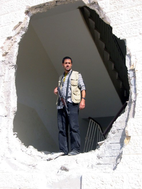 lifting of siege arafat 29sept02 058